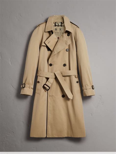 fake burberrys of london trench coat|burberry trench coat designer.